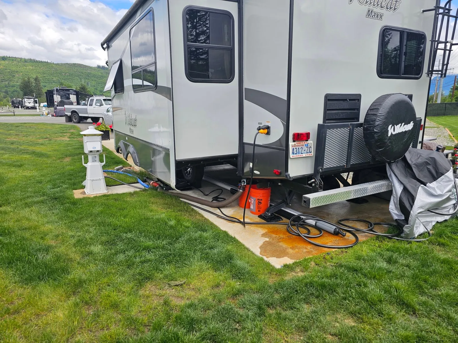 Wildcat Maxx travel trailer on site during a mobile RV service call in Washington